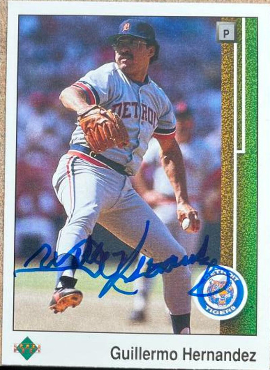 Willie Hernandez Autographed 1989 Upper Deck #279