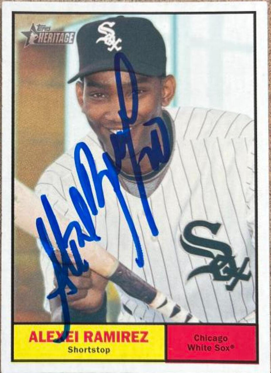 Alexei Ramirez Autographed 2010 Topps Heritage #237