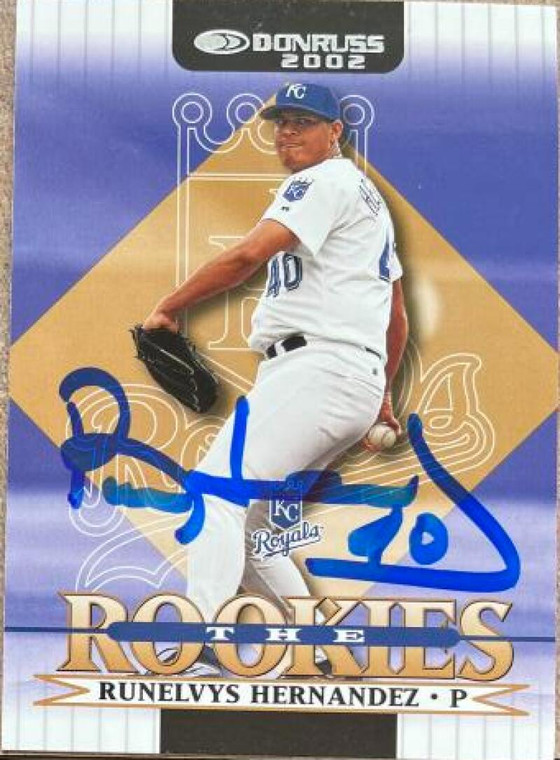 Runelvys Hernandez Autographed 2002 Donruss The Rookies #81 RC
