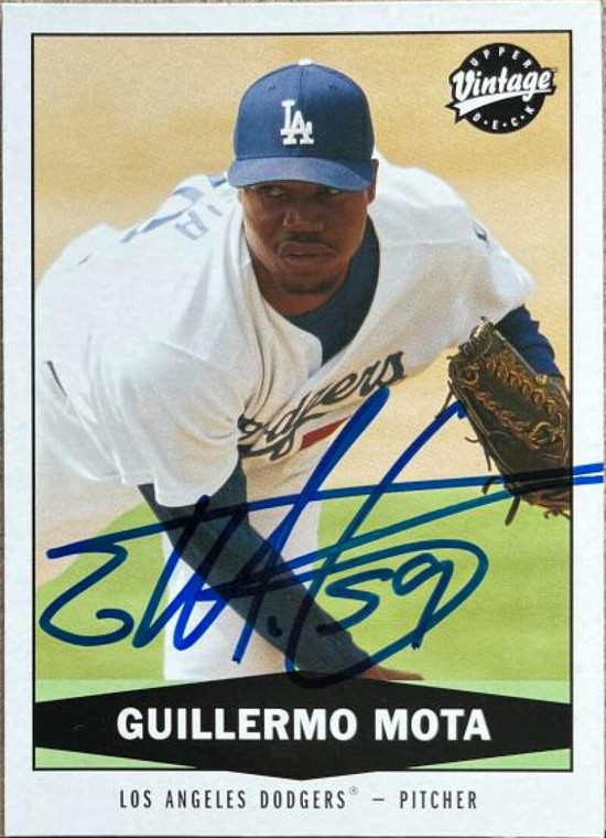 Guillermo Mota Autographed 2004 Upper Deck Vintage #289