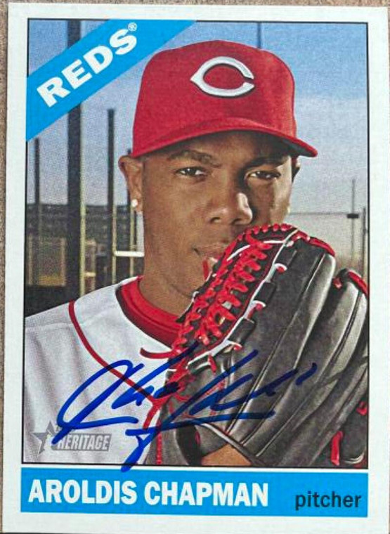 Aroldis Chapman Autographed 2015 Topps Heritage #140