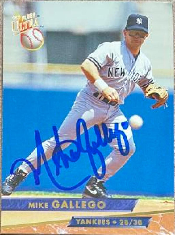 Mike Gallego Autographed 1993 Fleer Ultra #240