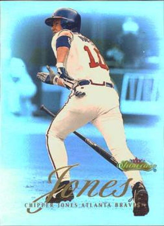 SOLD 142420 2000 Fleer Showcase #32 Chipper Jones NM-MT Atlanta Braves 