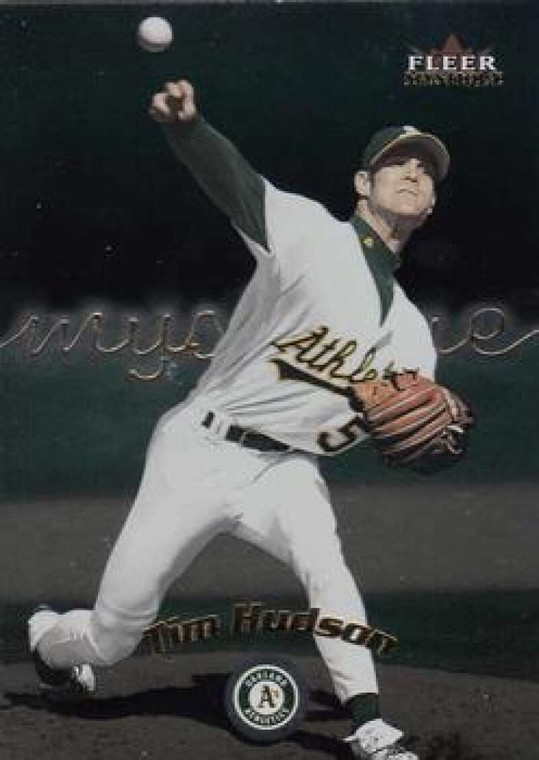 2000 Fleer Mystique #17 Tim Hudson NM-MT Oakland Athletics 