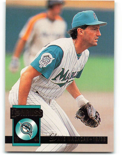 Dave Magadan autographed baseball card (Florida Marlins) 1995 Fleer #336