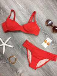 How to Shop for Swimwear Online