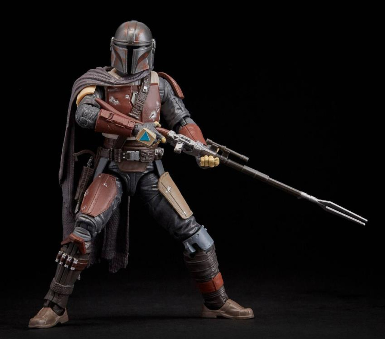 Star Wars ~ The Black Series ~ The Mandalorian 6-Inch Action Figure