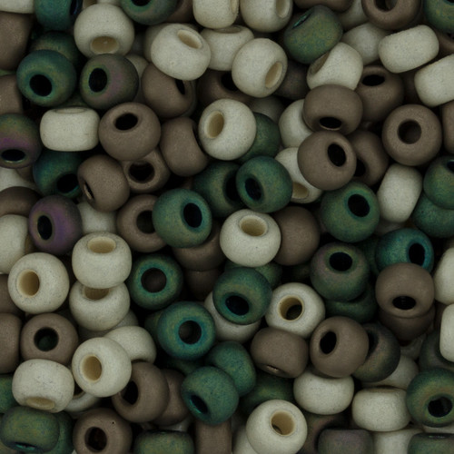 Miyuki ROUND 8/0 Seed Beads OPAQUE TURQUOISE GREEN LUSTER (20 grams tube)