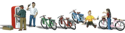 Woodland Scenics HO Scale Scenic Accents Figures/People Set Bicycle Buddies (4)