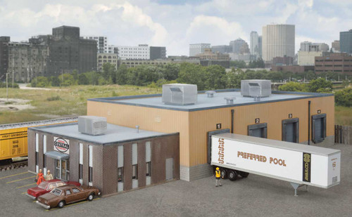 Walthers Cornerstone N Scale Building/Structure Kit Central Beverage Distributor