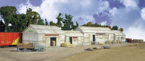 Walthers Cornerstone HO Scale Building/Structure Kit Clayton County Lumber