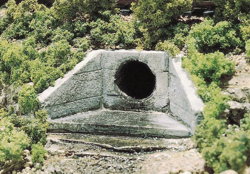 Woodland Scenics HO Scale Culverts - Concrete - Plaster Casting (2-Pack)