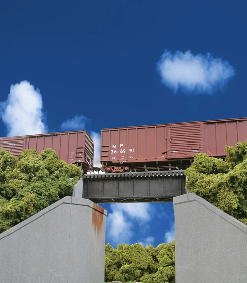 Walthers Cornerstone HO Scale 30ft. Single Track Railroad Low Deck Girder Bridge