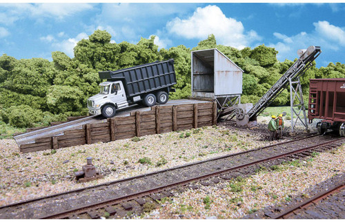 Walthers Cornerstone HO Scale Building/Structure Kit Truck Dump/Transfer