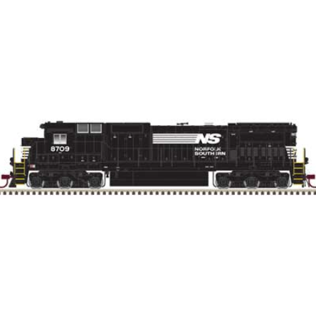 Atlas N Scale GE Dash 8-40C LokSound & DCC Norfolk Southern Locomotive #8717
