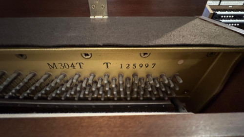 Used Yamaha M304T Upright Piano - Walnut Finish