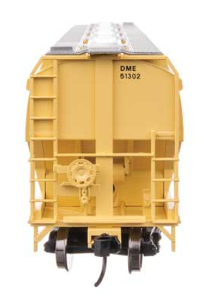 Walthers HO Scale 60' NSC 5150 3-Bay Covered Hopper Dakota, Minnesota & Eastern #51302