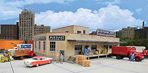 Walthers Cornerstone HO Scale Building/Structure Kit Grocery Distributor