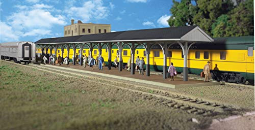 Walthers Cornerstone HO Scale Building Kit Wood Station Shed & Platform (4-Pack)