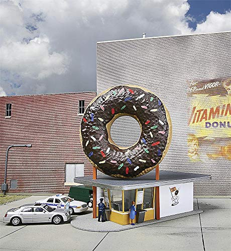 Walthers Cornerstone HO Scale Building/Structure Kit Hole-In-One Donut Shop