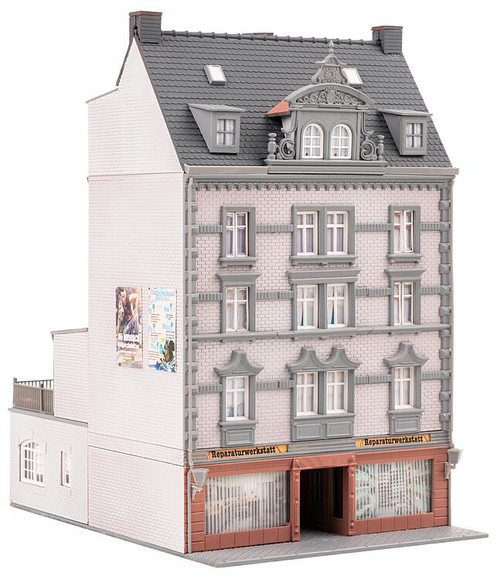Faller HO Scale Building/Structure Kit Townhouse with Repair Shop in Rear