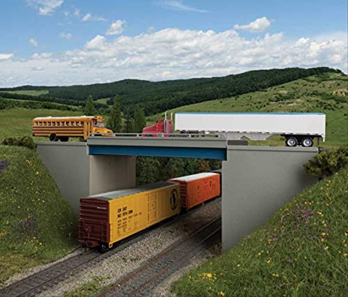 Walthers Cornerstone HO Scale Kit Modern Steel and Concrete Highway Overpass