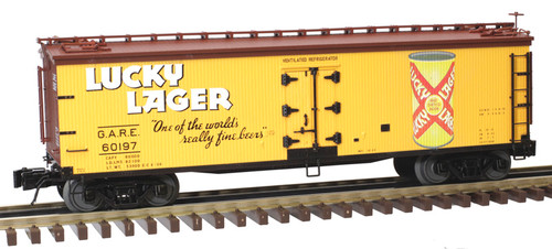 Atlas O Scale 40' Wood Reefer Beer Brand Special (2-Rail) Lucky Lager #60202