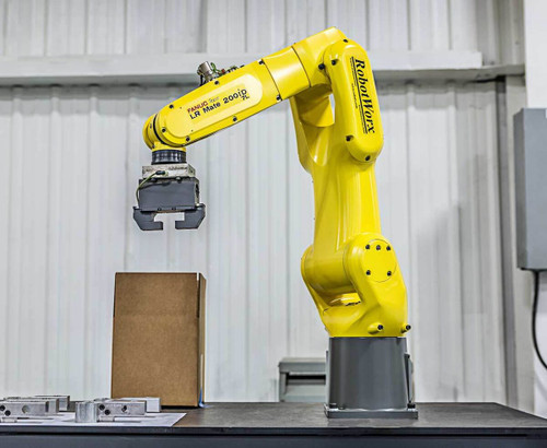 LR Mate 200iD/7L (R-30iB PLUS) - FANUC LR Mate 200iD/7L WITH R-30iB PLUS CONTROL