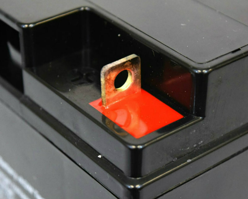 12V 22Ah Positive Battery Terminal For Silent Partner Star Tennis Ball Machine Large