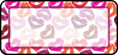 Blown Kiss White