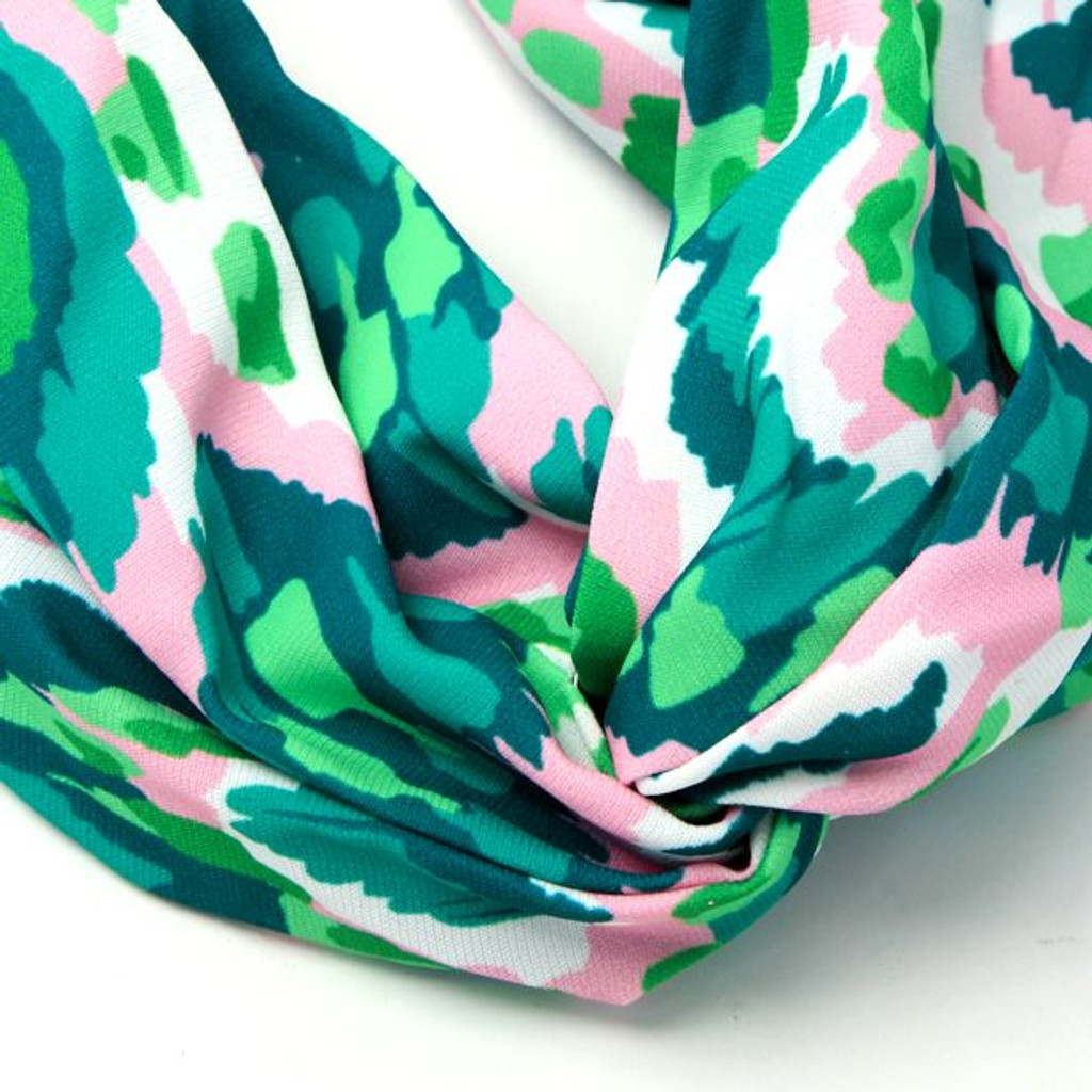 Bright Abstract Print Link Detail Bandeau