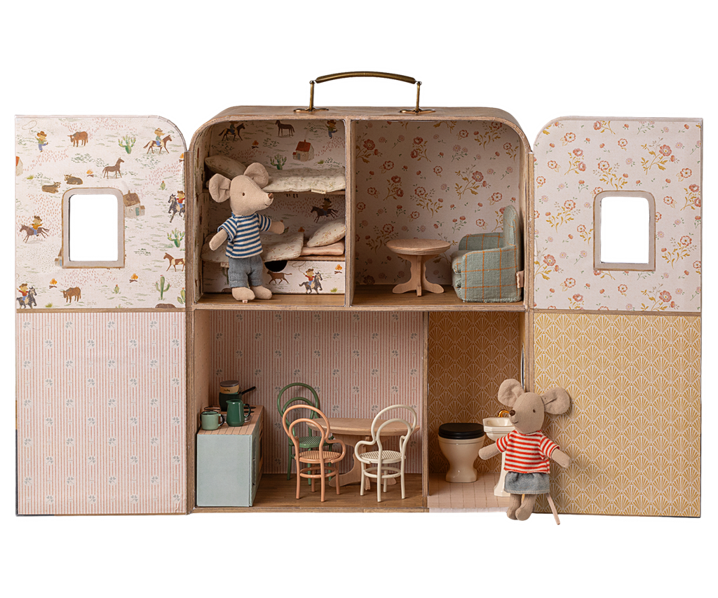 SuitCasa - Little Sister & Brother Mouse