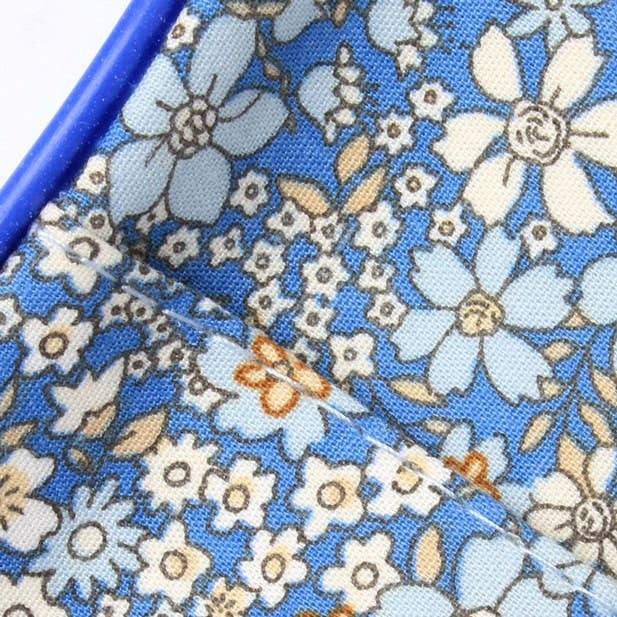 Floral Print Purse With Shoulder Strap