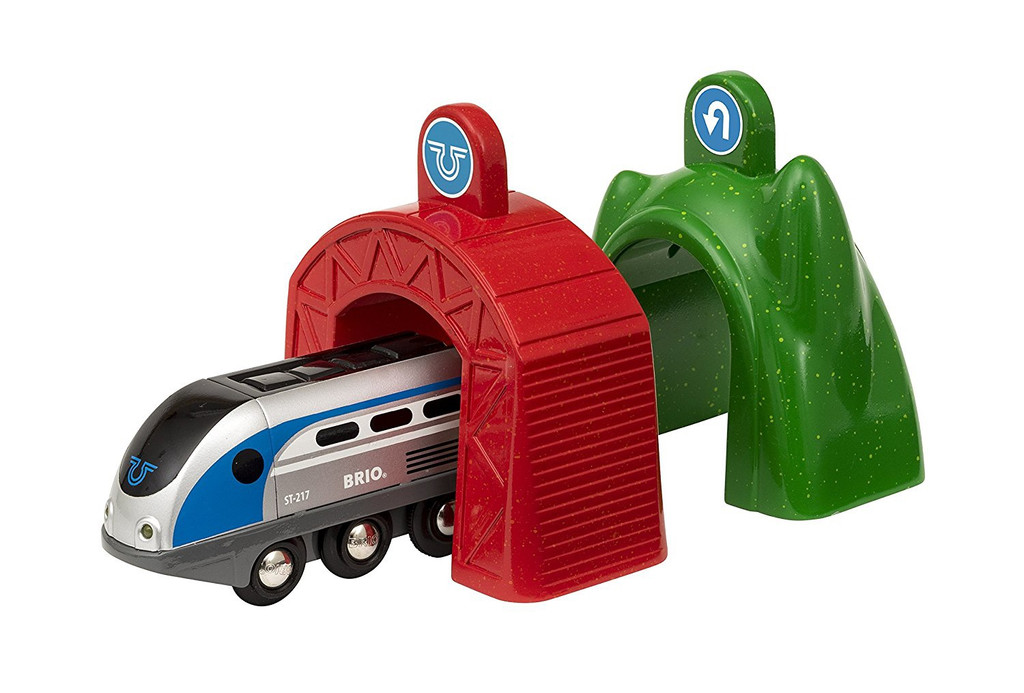 Smart Tech Railway - Engine with Action Tunnels - Brio