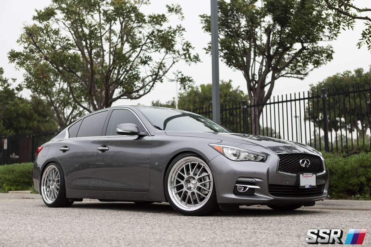 SSR Professor SP1 18x9 +37 5x100 White main image 0