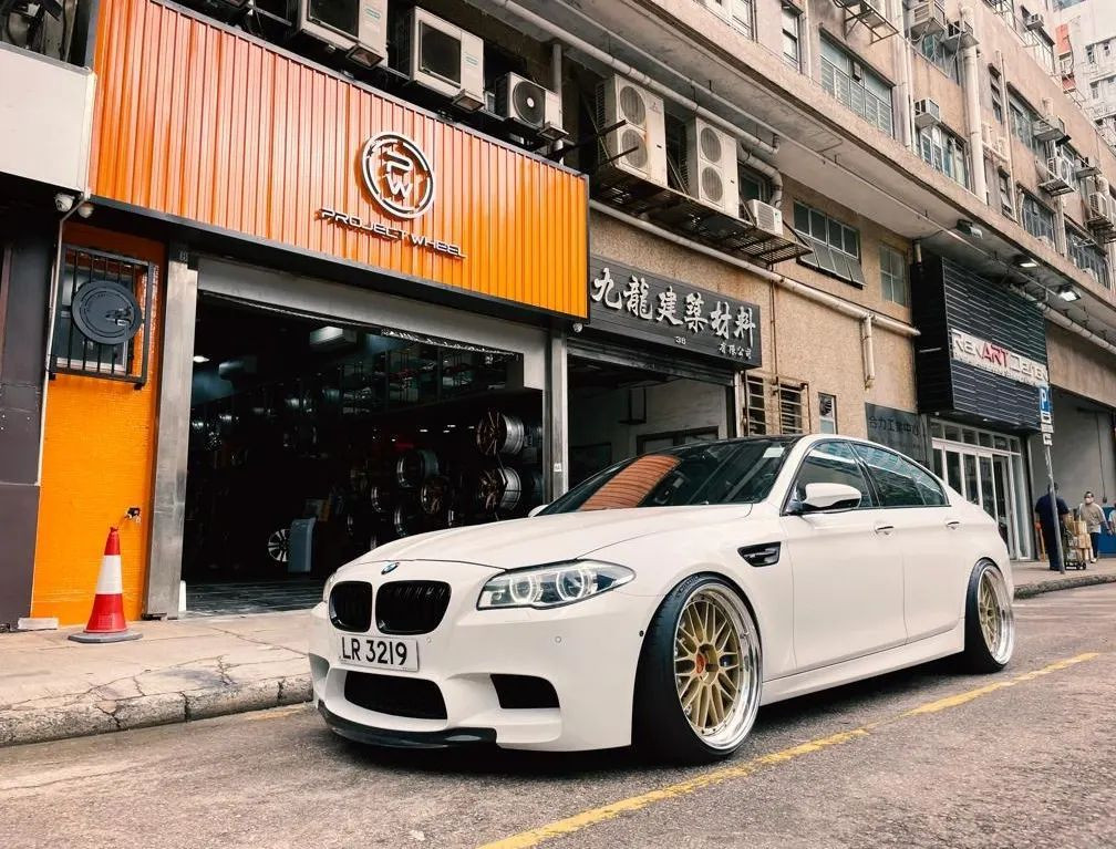 BBS LM 5x120 19x10.0+37 Diamond Silver | ThreePiece.us