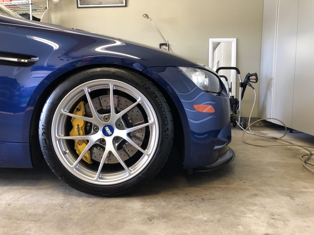 BBS RI-A 5x114.3 18x9.5+35 Gold Wheels | ThreePiece.us