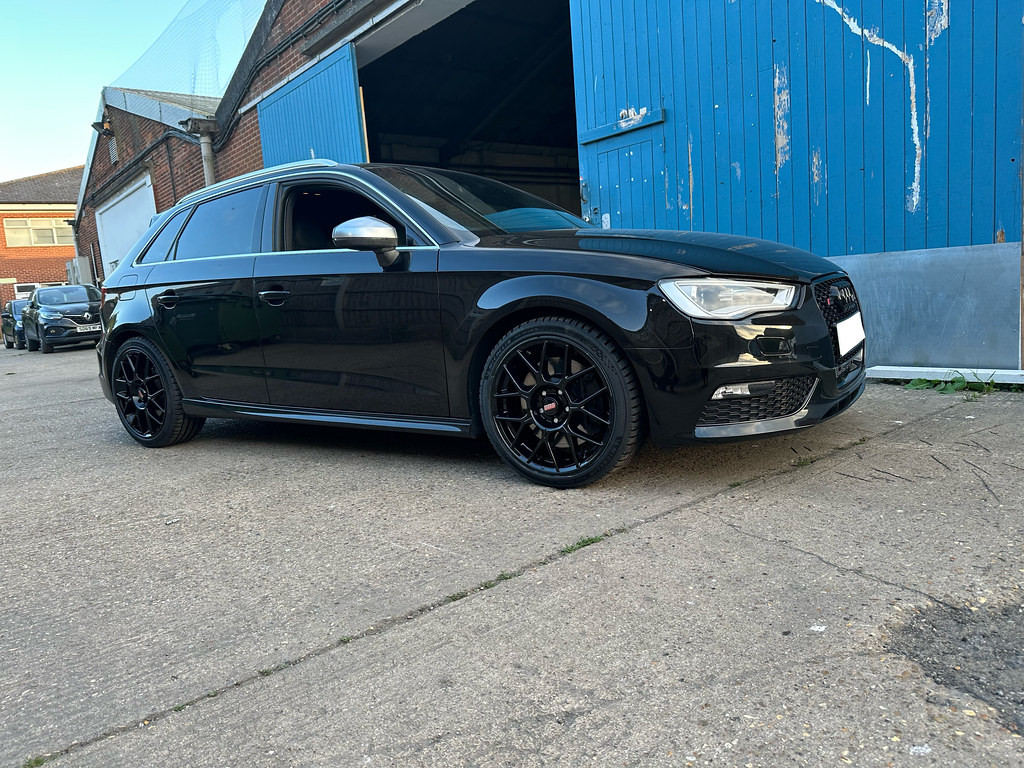 BBS XR 5x112 19x8.5+30 Gloss Black Wheels | ThreePiece.us