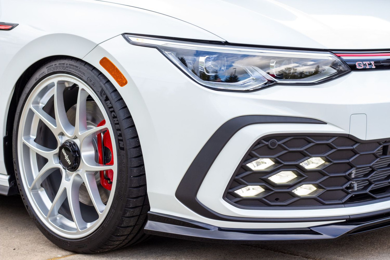 Rotiform 1PC R901 LTN 5X112 19X10.5 +34 | ThreePiece.us