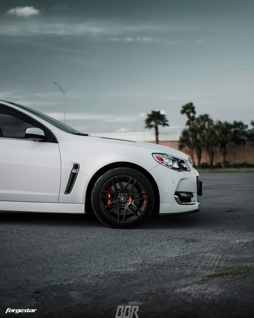 Forgestar F14 6x114.3 18x13 +62 Gloss Black | ThreePiece.us