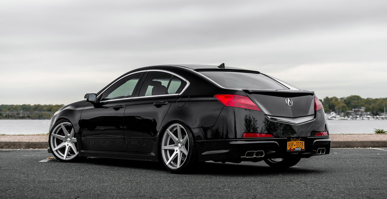 溝有タイヤ BMW 5シリーズ、7シリーズ！ROHANA RC7 20インチ