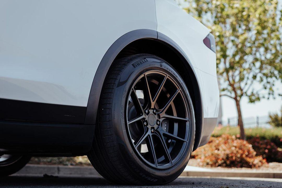 Aodhan AFF3 5x120 20x10.5+35 Matte Black - Threepieceus