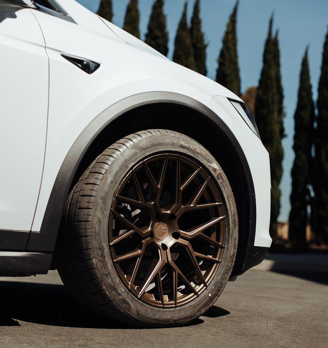 Aodhan AFF9 5x120 20x10.5+35 Matte Bronze | ThreePiece.us
