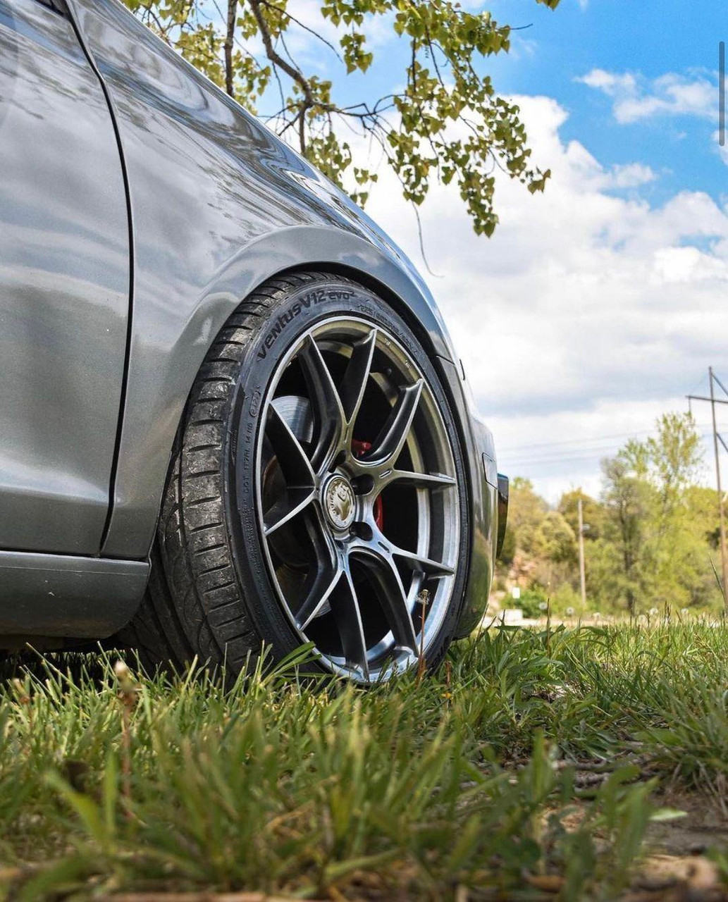 Aodhan AH-11 5x120 18x8.5+35 Hyper Black | ThreePiece.us