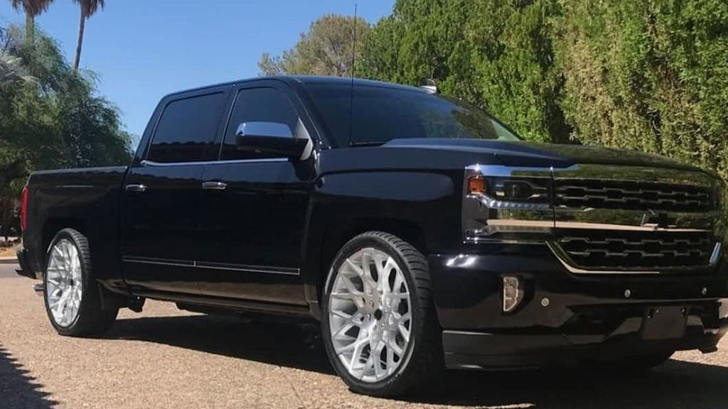 Strada Buca 6x139.7 26x10 +26 Gloss Black | ThreePiece.us