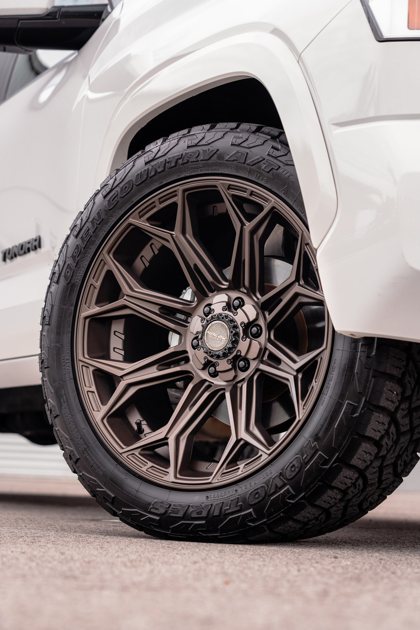 4PLAY Wheels 4PLAY 4P83 8x170 20x9+0 Brushed | ThreePiece.us
