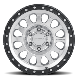 Method MR315 18x9 +18mm Offset 8x170 130.81mm CB Polished Wheel - Gloss Black Lip - MR315890871718 Photo - Primary