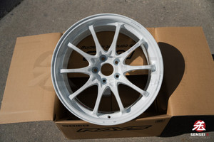 Volk Racing CE28N-PLUS 5x120 18x9.5+45 Dash White