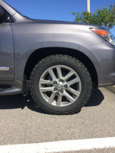 Can You Run 35s on a Lexus LX570? (Fitment Guide)