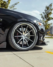 Rohana RFC10 Review: Machine Black & Silver 20" Wheel